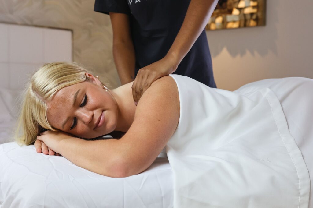 ayurvedic Spa massages In varkala, Ayurvedic massages